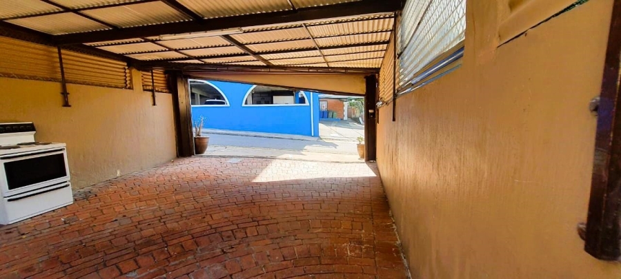 To Let 2 Bedroom Property for Rent in Windermere KwaZulu-Natal