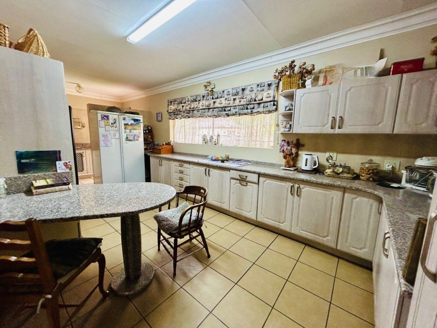 4 Bedroom Property for Sale in Utrecht KwaZulu-Natal