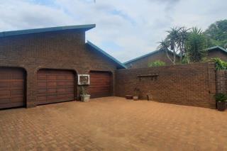 4 Bedroom Property for Sale in Utrecht KwaZulu-Natal