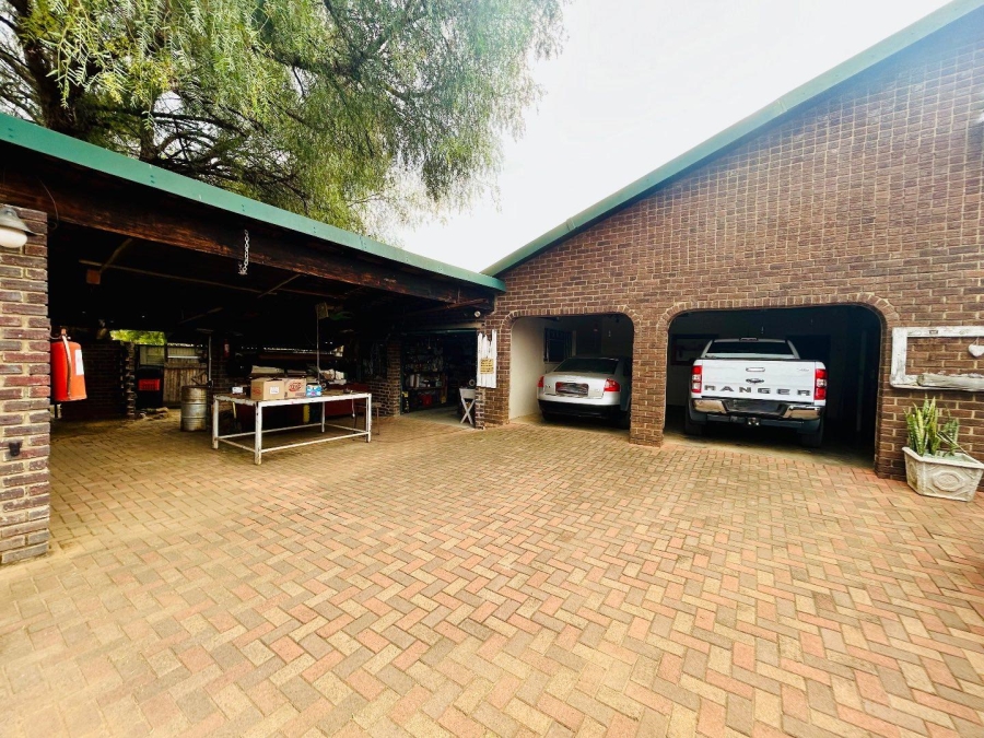 4 Bedroom Property for Sale in Utrecht KwaZulu-Natal