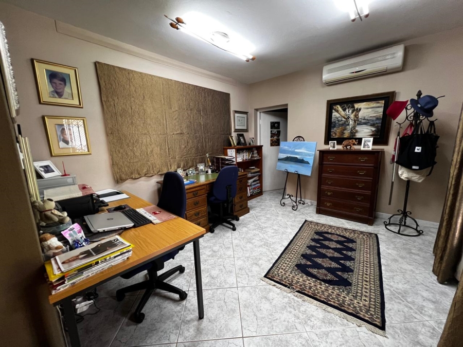 5 Bedroom Property for Sale in Kildare KwaZulu-Natal