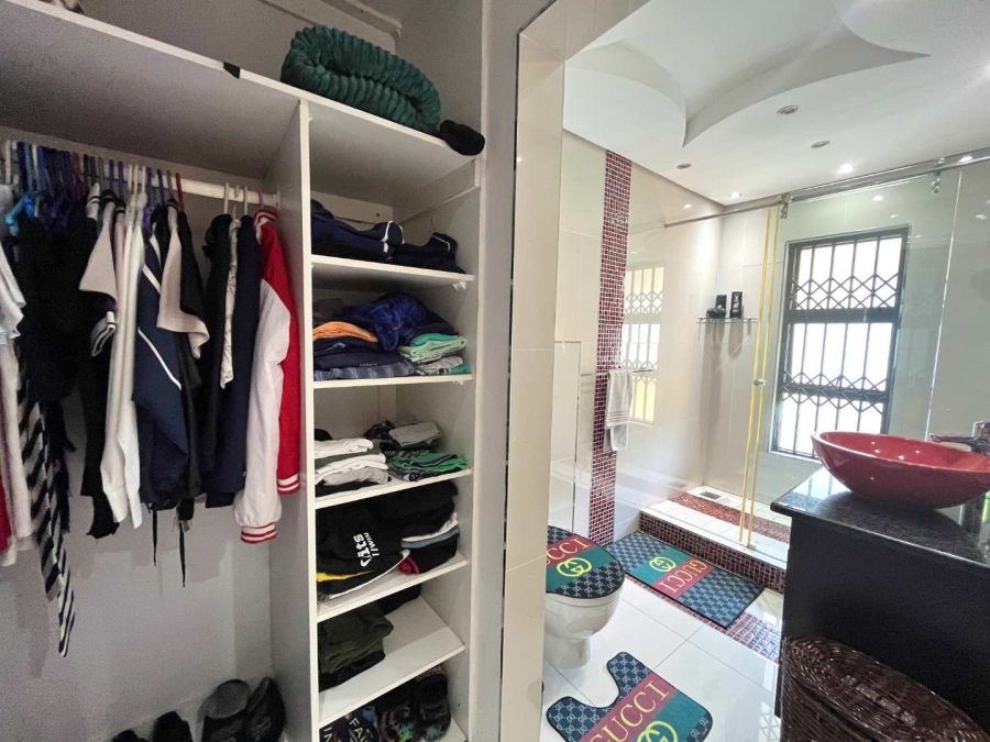 6 Bedroom Property for Sale in Umhlanga KwaZulu-Natal