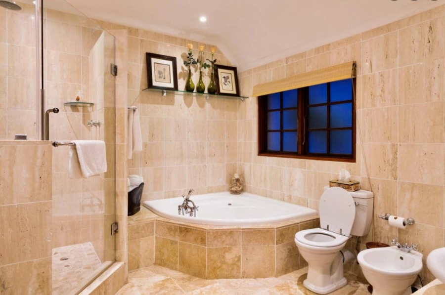 9 Bedroom Property for Sale in Umhlanga KwaZulu-Natal