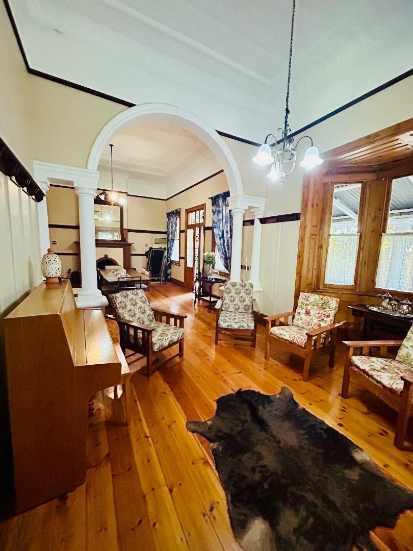 6 Bedroom Property for Sale in Vryheid KwaZulu-Natal