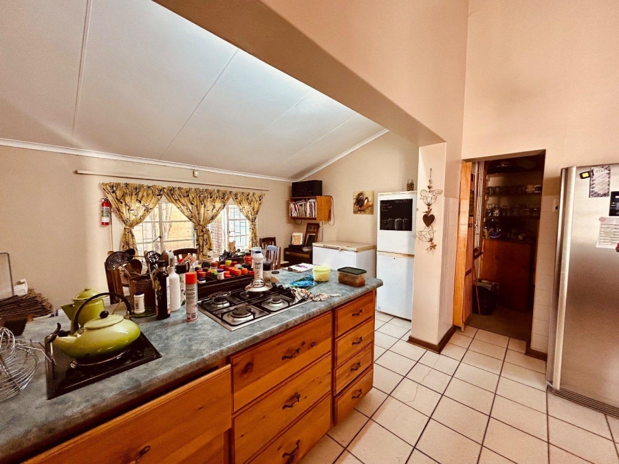 6 Bedroom Property for Sale in Vryheid KwaZulu-Natal