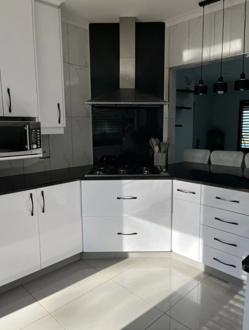 To Let 5 Bedroom Property for Rent in Prestondale KwaZulu-Natal