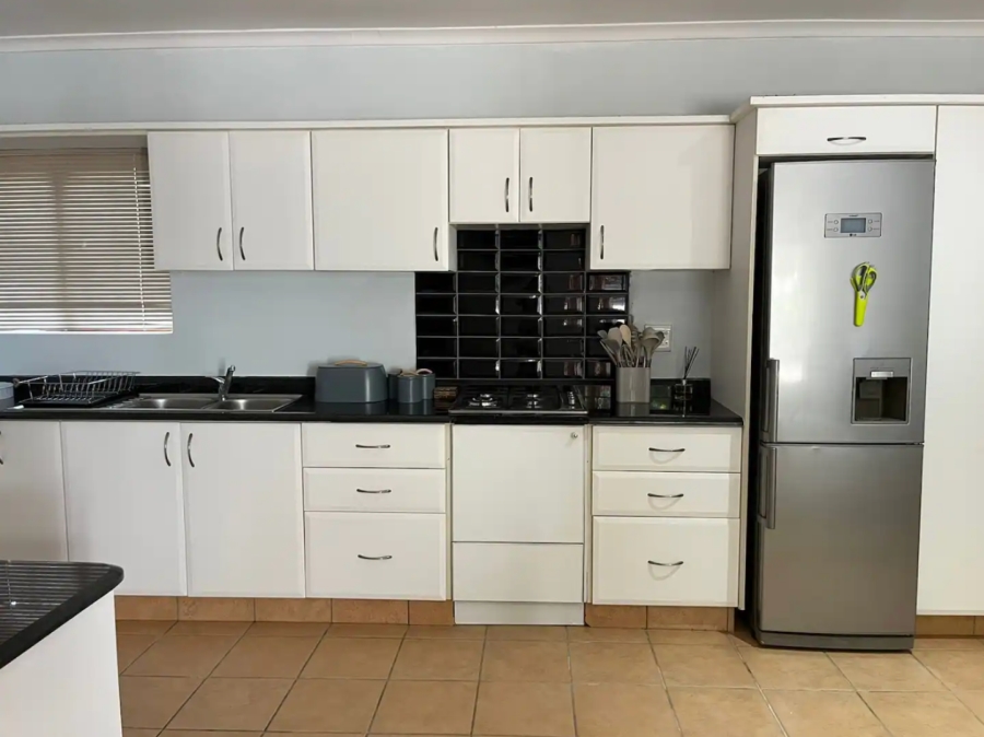 To Let 5 Bedroom Property for Rent in Prestondale KwaZulu-Natal