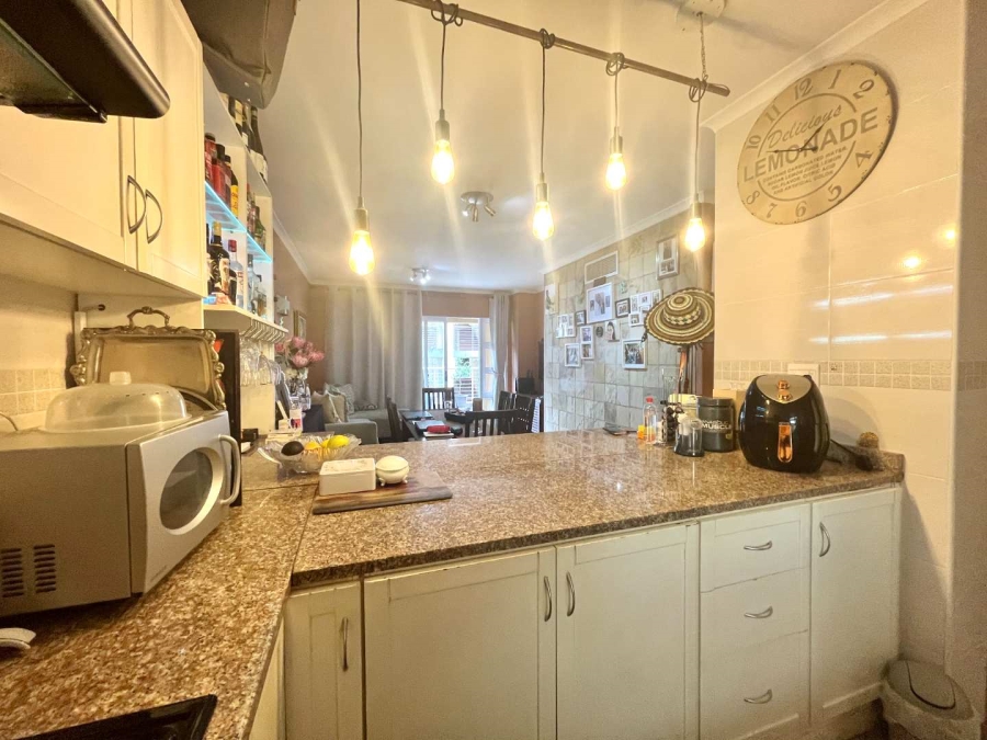 2 Bedroom Property for Sale in Umhlanga Ridge KwaZulu-Natal