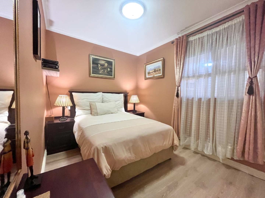 2 Bedroom Property for Sale in Umhlanga Ridge KwaZulu-Natal
