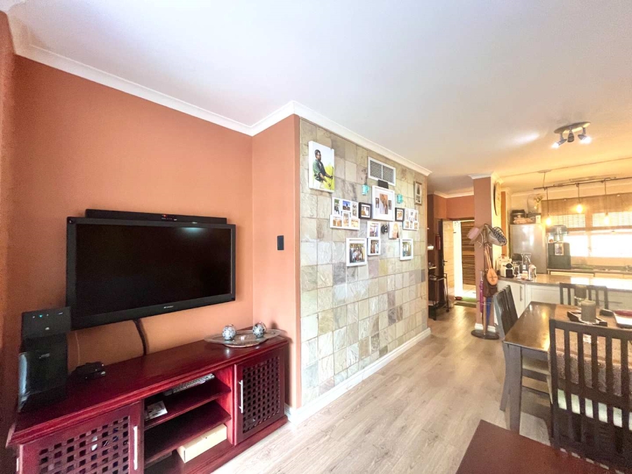 2 Bedroom Property for Sale in Umhlanga Ridge KwaZulu-Natal