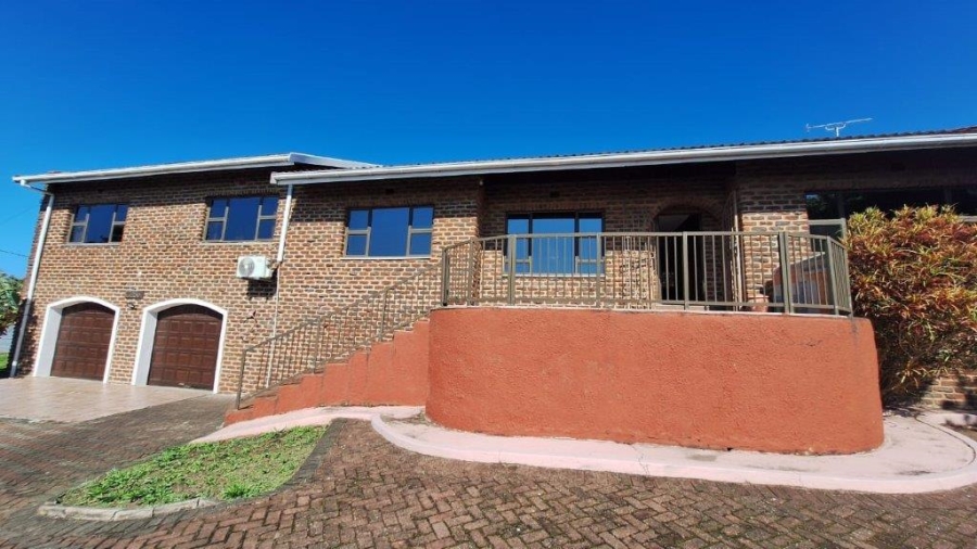 5 Bedroom Property for Sale in Margate KwaZulu-Natal