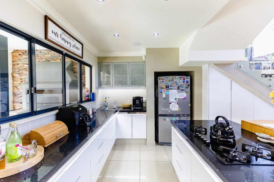 4 Bedroom Property for Sale in Shelly Beach KwaZulu-Natal