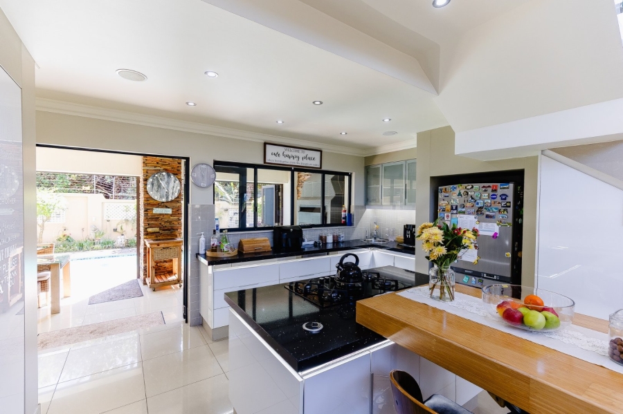 4 Bedroom Property for Sale in Shelly Beach KwaZulu-Natal