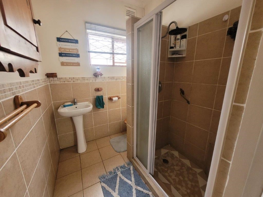 2 Bedroom Property for Sale in Sunwich Port KwaZulu-Natal