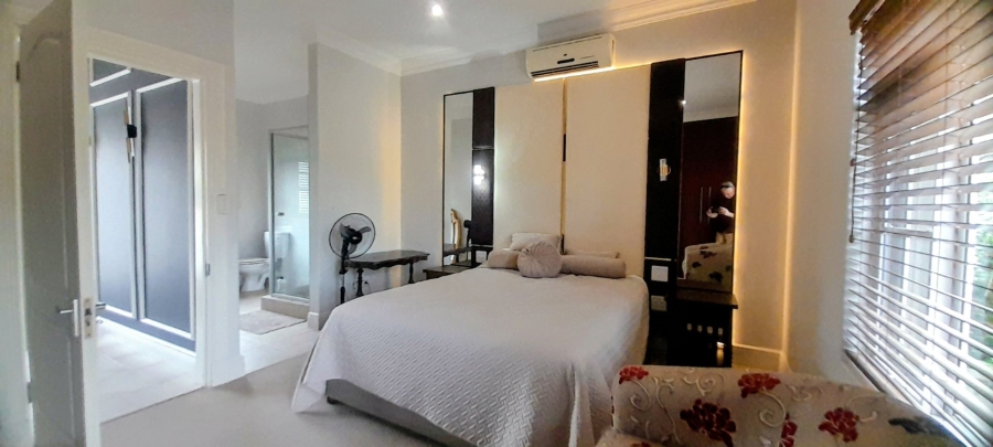 5 Bedroom Property for Sale in Umhlanga KwaZulu-Natal