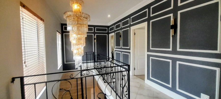 5 Bedroom Property for Sale in Umhlanga KwaZulu-Natal