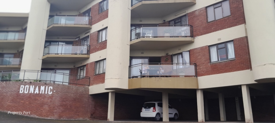 2 Bedroom Property for Sale in Uvongo KwaZulu-Natal