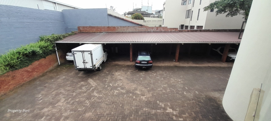 2 Bedroom Property for Sale in Uvongo KwaZulu-Natal