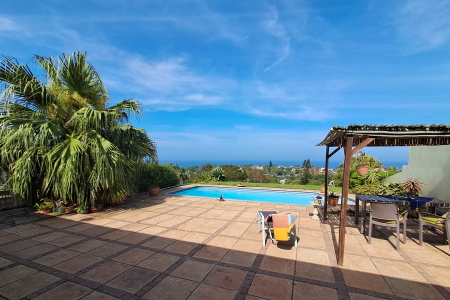 4 Bedroom Property for Sale in Uvongo KwaZulu-Natal