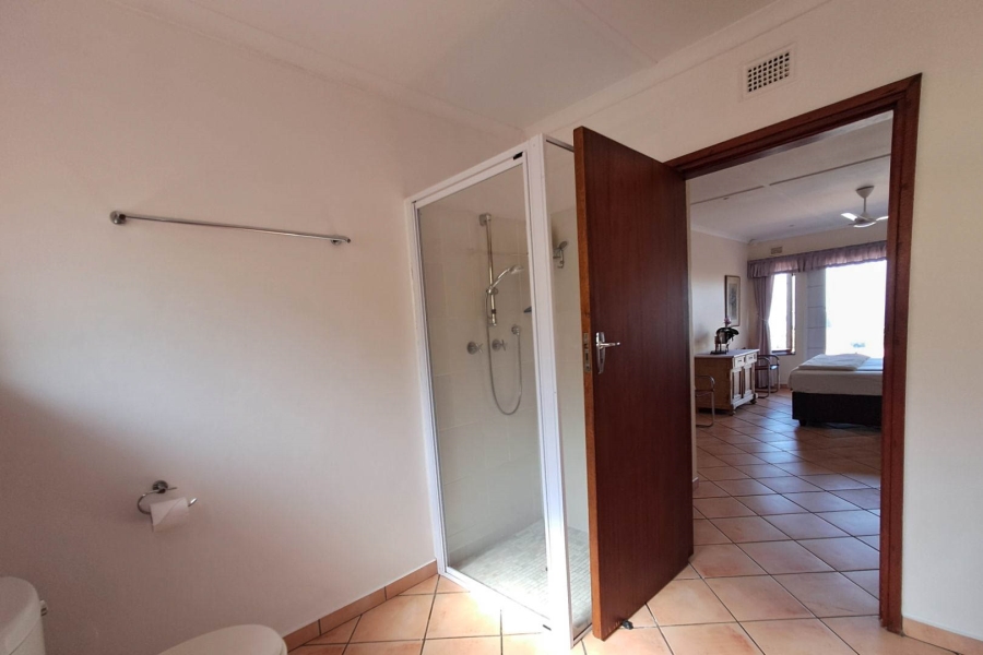 4 Bedroom Property for Sale in Uvongo KwaZulu-Natal