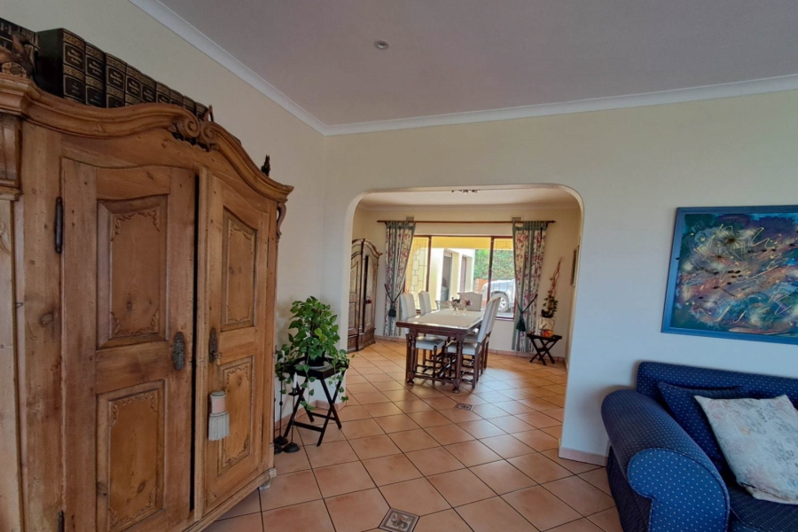 4 Bedroom Property for Sale in Uvongo KwaZulu-Natal