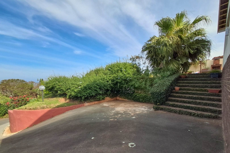 4 Bedroom Property for Sale in Uvongo KwaZulu-Natal