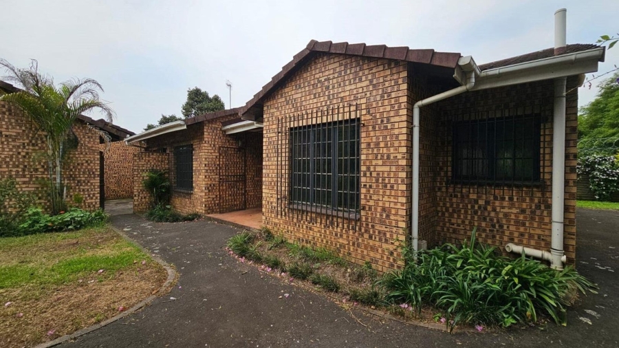 3 Bedroom Property for Sale in Scottsville KwaZulu-Natal