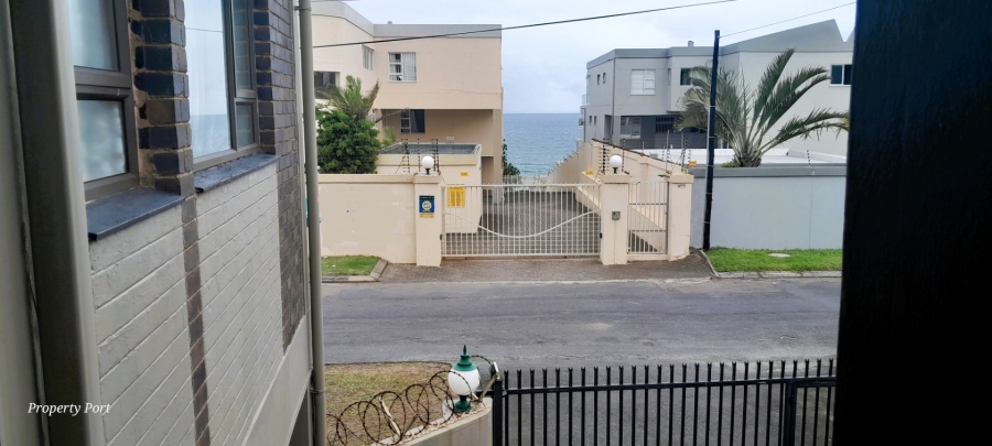 2 Bedroom Property for Sale in Uvongo KwaZulu-Natal