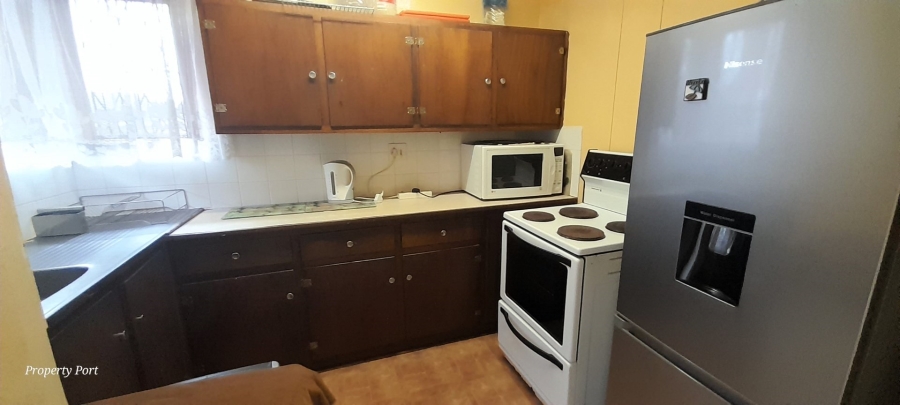 2 Bedroom Property for Sale in Uvongo KwaZulu-Natal