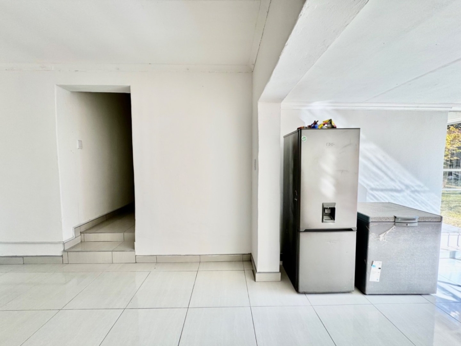 To Let 4 Bedroom Property for Rent in Pioneer Park KwaZulu-Natal
