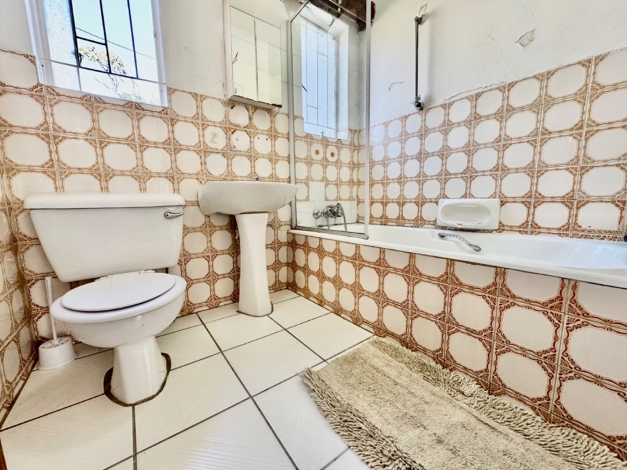 To Let 4 Bedroom Property for Rent in Pioneer Park KwaZulu-Natal