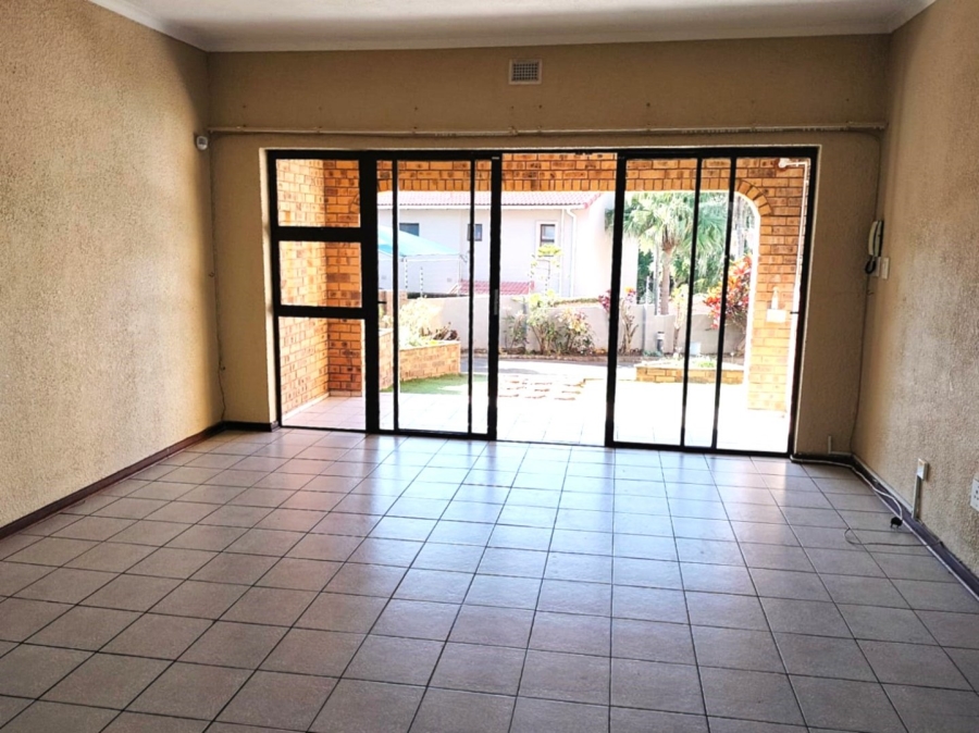 2 Bedroom Property for Sale in Uvongo Beach KwaZulu-Natal