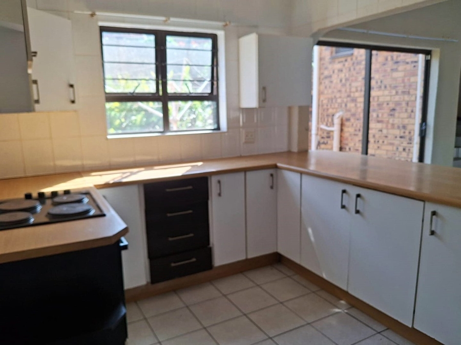 2 Bedroom Property for Sale in Uvongo Beach KwaZulu-Natal