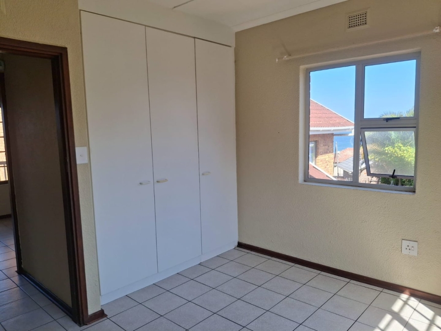 2 Bedroom Property for Sale in Uvongo Beach KwaZulu-Natal