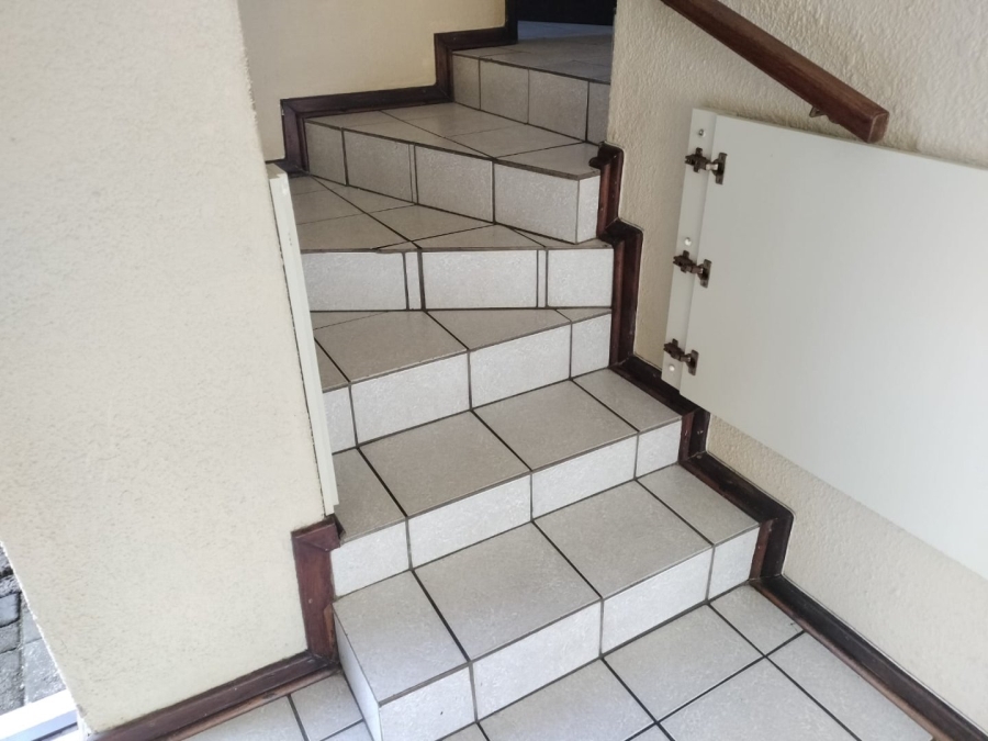 2 Bedroom Property for Sale in Uvongo Beach KwaZulu-Natal
