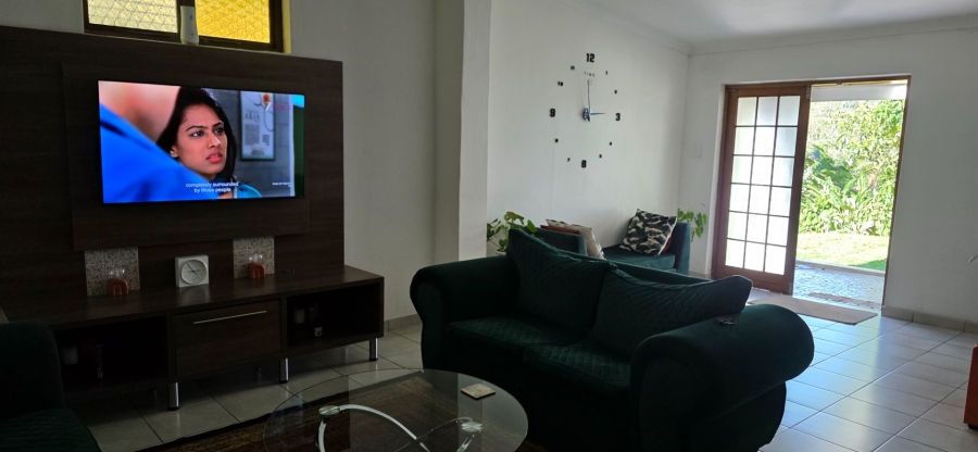 3 Bedroom Property for Sale in Umtentweni KwaZulu-Natal