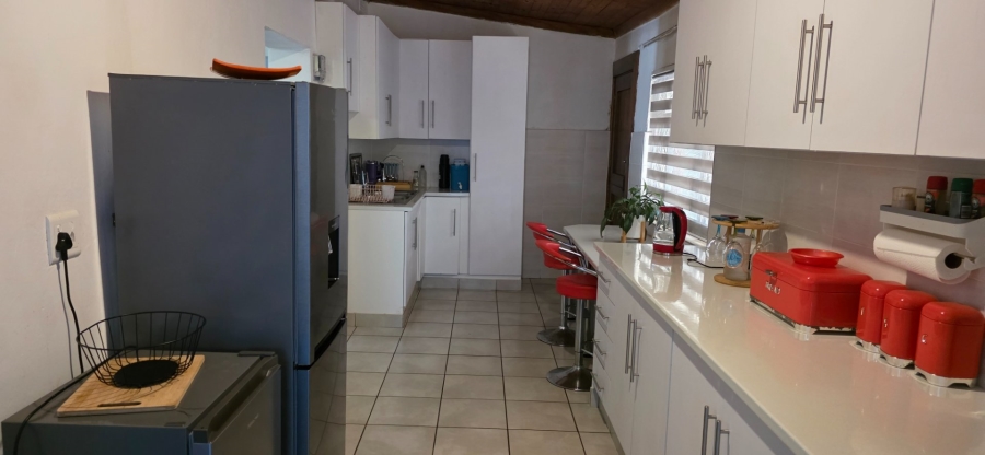 3 Bedroom Property for Sale in Umtentweni KwaZulu-Natal