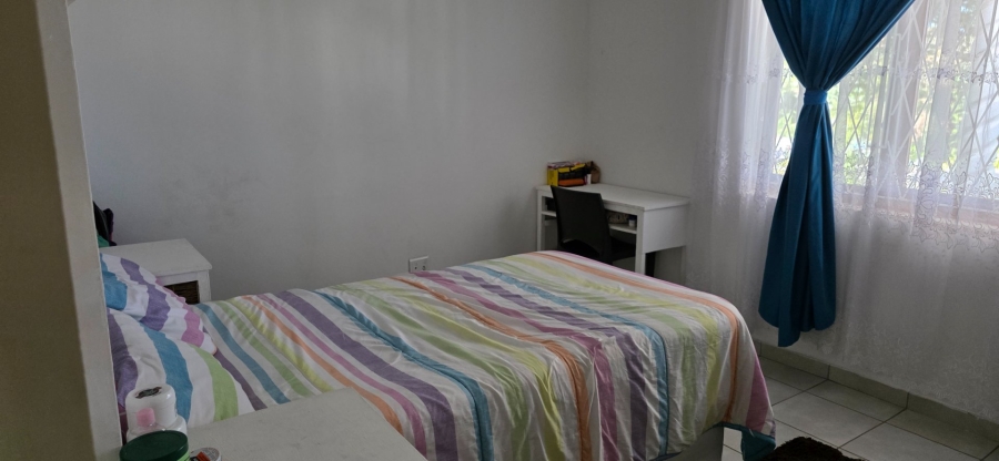 3 Bedroom Property for Sale in Umtentweni KwaZulu-Natal