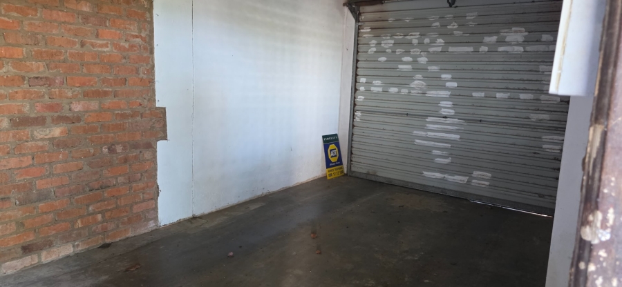 3 Bedroom Property for Sale in Umtentweni KwaZulu-Natal
