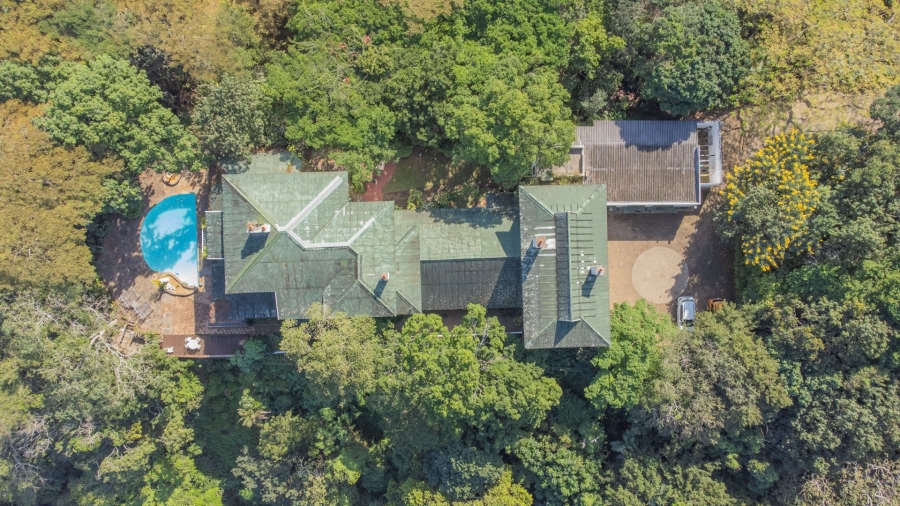 9 Bedroom Property for Sale in Umtentweni KwaZulu-Natal