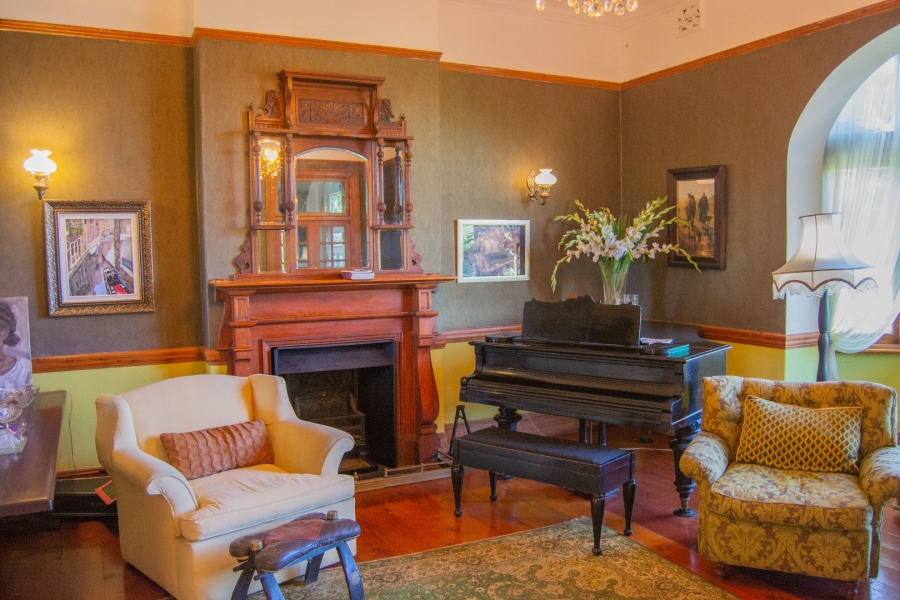 9 Bedroom Property for Sale in Umtentweni KwaZulu-Natal