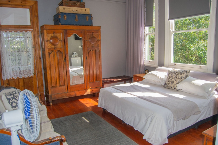 9 Bedroom Property for Sale in Umtentweni KwaZulu-Natal