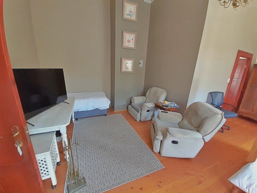 9 Bedroom Property for Sale in Umtentweni KwaZulu-Natal