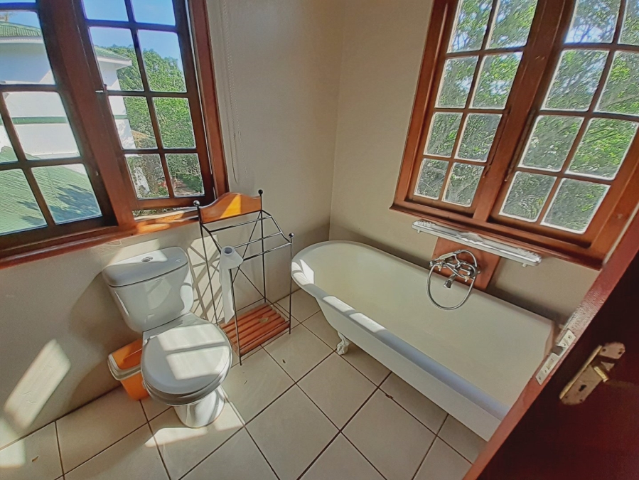 9 Bedroom Property for Sale in Umtentweni KwaZulu-Natal
