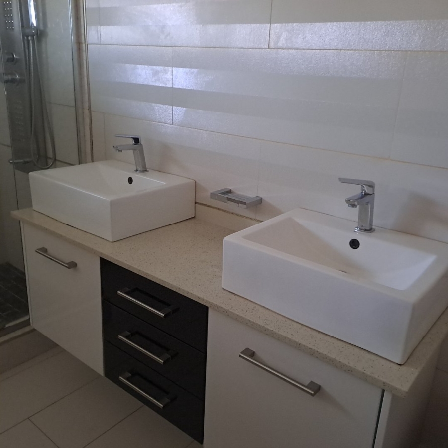 3 Bedroom Property for Sale in Scottburgh Central KwaZulu-Natal