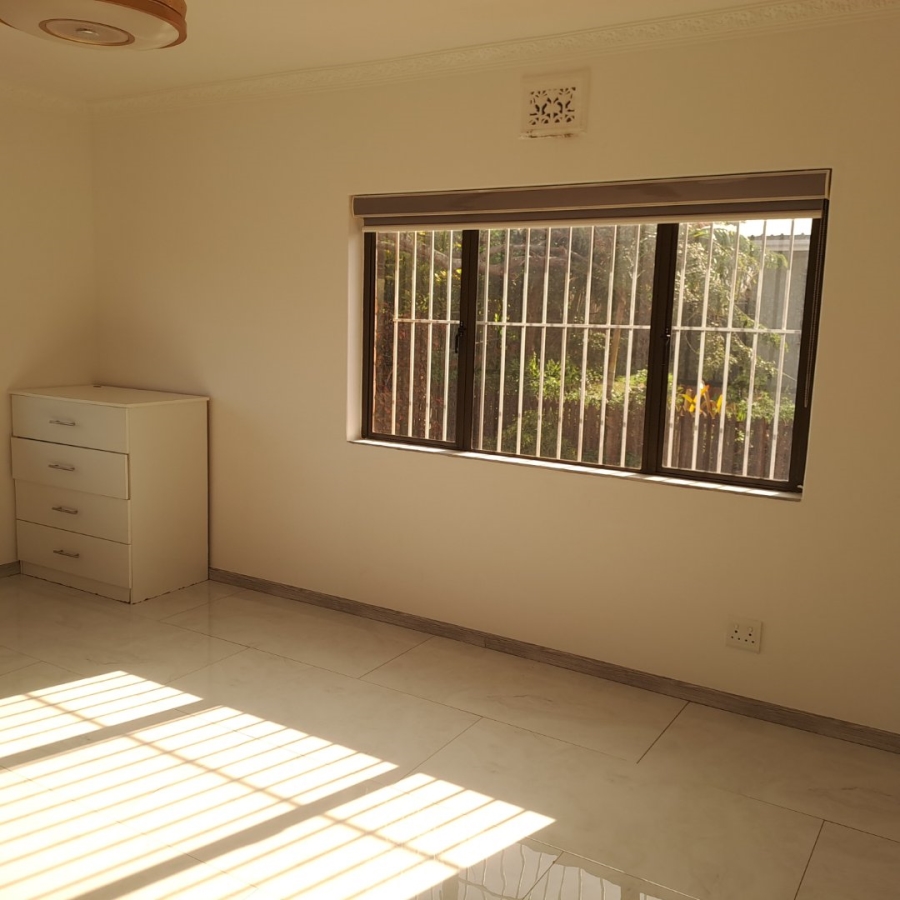 3 Bedroom Property for Sale in Scottburgh Central KwaZulu-Natal