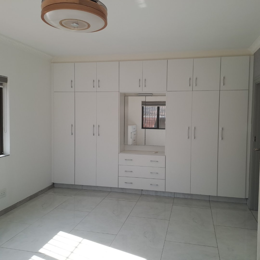 3 Bedroom Property for Sale in Scottburgh Central KwaZulu-Natal
