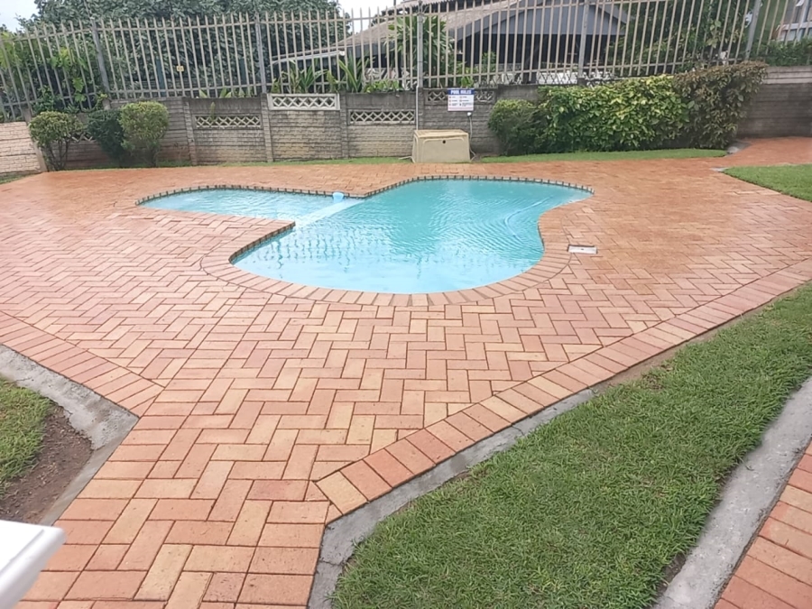 2 Bedroom Property for Sale in Manaba Beach KwaZulu-Natal