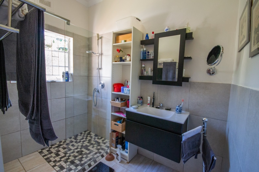 5 Bedroom Property for Sale in Umtentweni KwaZulu-Natal