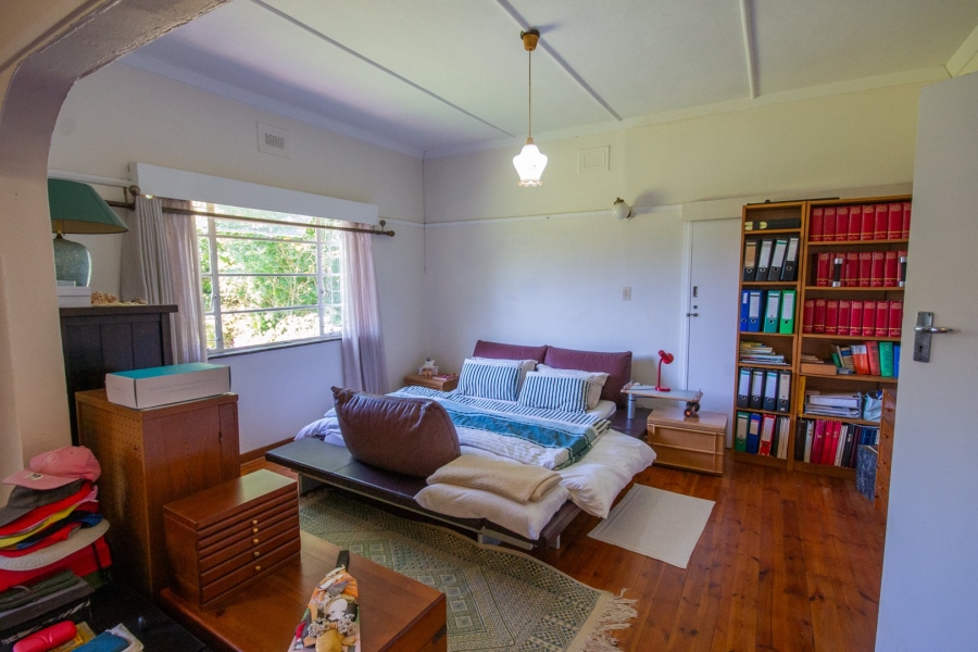 5 Bedroom Property for Sale in Umtentweni KwaZulu-Natal